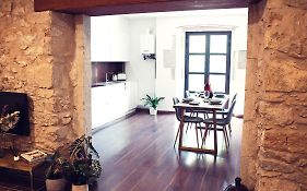 The Riverside Lodge Cozy And Spacious Apartment